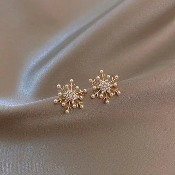 DAIIIBABYYY  -  Winter Exquisite Pearl Snowflake Shape Golden Girls Earrings Elegant Accessories Korean Fashion Jewelry Sweet Earrings For Woman